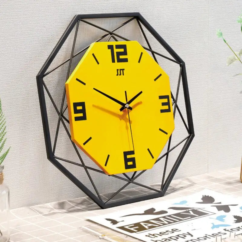 Horloge design jaune et noire - horloge-industrielle