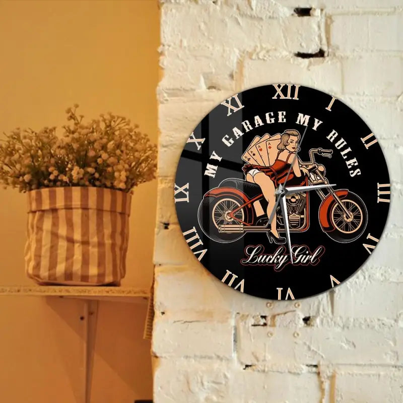 horloge pin up moto - horloge-industrielle