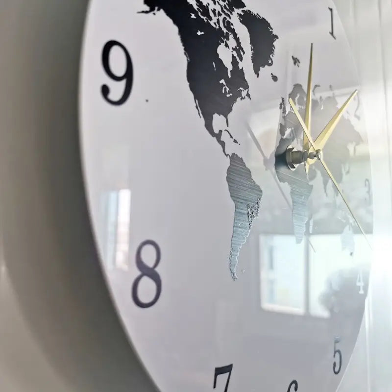 horloge murale mappemonde - horloge-industrielle