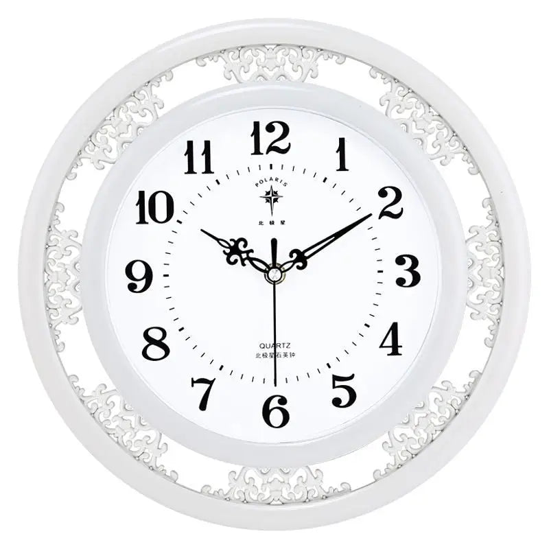 Horloge Blanche en Bois