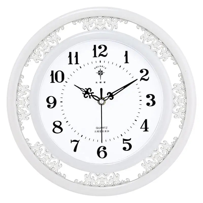 Horloge Blanche en Bois - horloge-industrielle