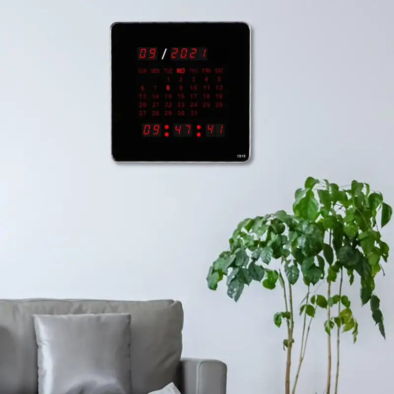 horloge calendrier avec date jour et heure et année -